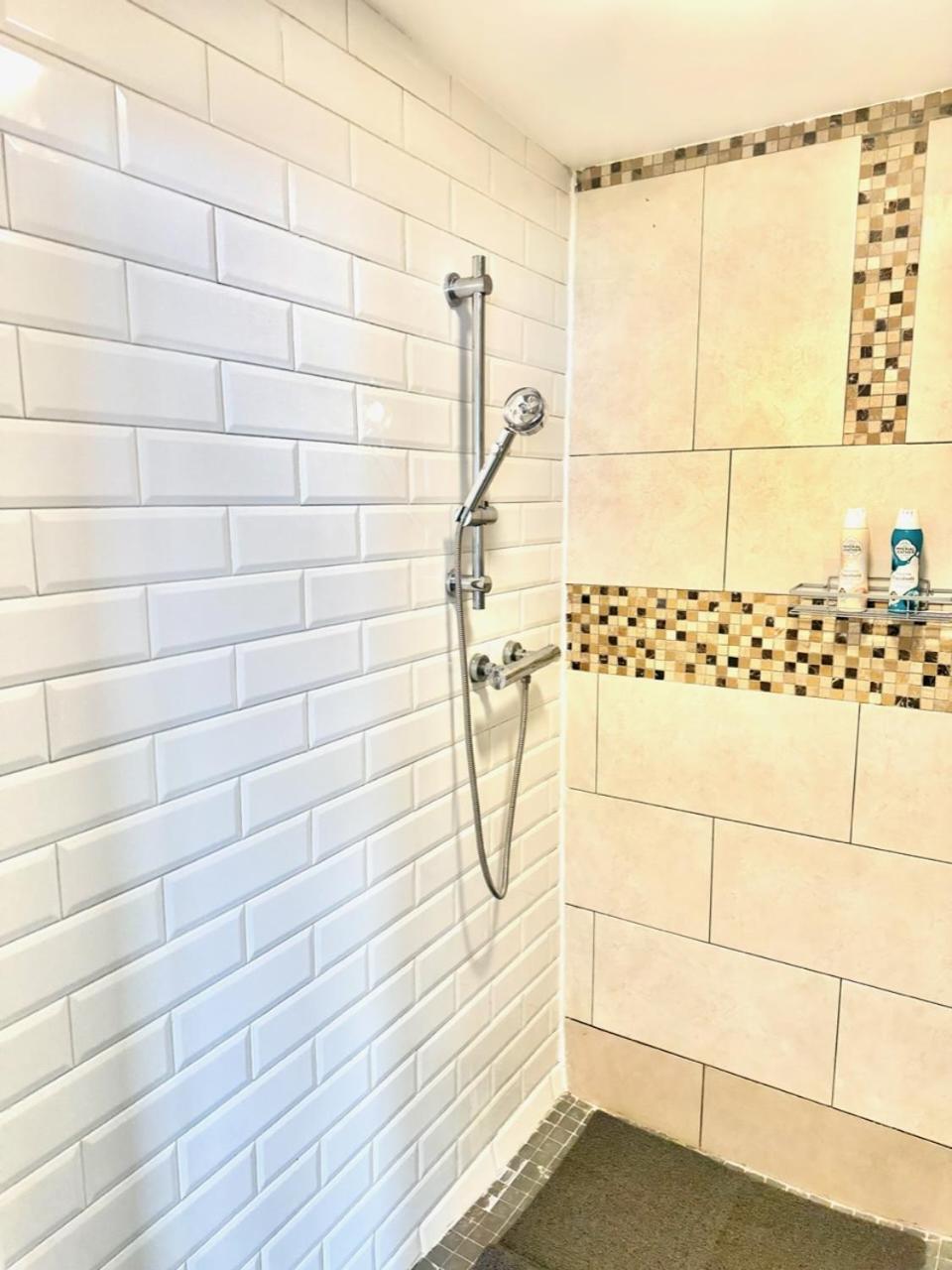 Kildare Luxury Suites Dış mekan fotoğraf