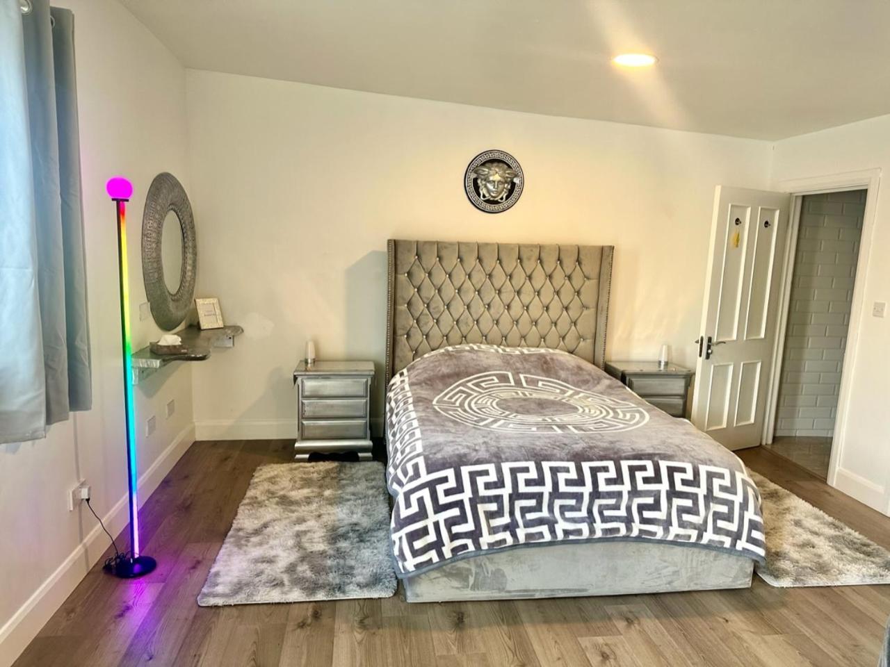 Kildare Luxury Suites Dış mekan fotoğraf